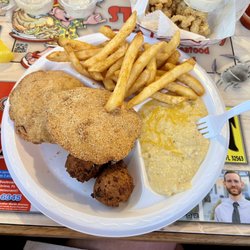 Crab cakes were today's special. Jalapeños gave it some kick! Cheese grits are great!