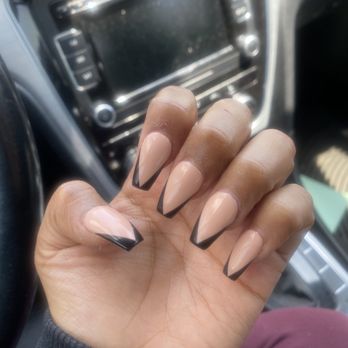 Art Nails & Spa - Versus what I actually got? Not the same - Nail Salons Near Me - Stanton, California