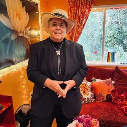 Mirror Sound Studio - Singer/Songwriter