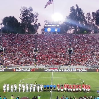 Rose Bowl Stadium - Stadiums & Arenas Near Me - Pasadena, California Rose Bowl Stadium - Stadiums & Arenas Near Me - Pasadena, California