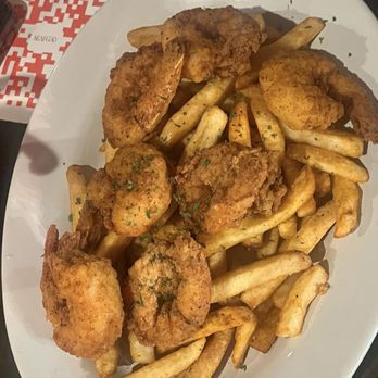 Seafood Mania - Fried shrimp and fries - Seafood Near Me - Oceanside, New York Seafood Mania - Fried shrimp and fries - Seafood Near Me - Oceanside, New York