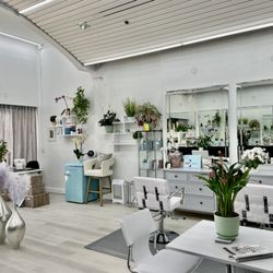 Harmony Holistic Beauty - Interior
