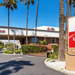 Best Western Plus West Covina Inn - Exterior