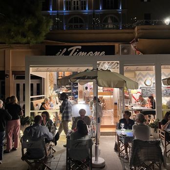 Il Timone - The outside.  Place was packed and the service was great! - Italian Near Me - Portovenere, SP