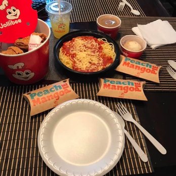 Jollibee - Fried chicken and spaghetti. Mango pies for dessert. - Fast Food Near Me - Mississauga, Alberta Jollibee - Fried chicken and spaghetti. Mango pies for dessert. - Fast Food Near Me - Mississauga, Alberta