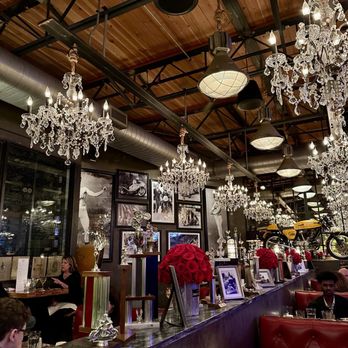 Town Hearth - American Near Me - Dallas, Texas