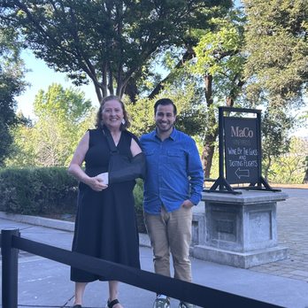 MaCo Vineyards - Wine Tasting Room Near Me - Napa, California