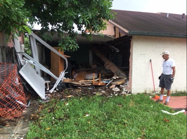 Slide of 911 Roofing & Restoration