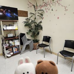Daniel M Harada, MD - Television and sakura stickers in the waiting room
