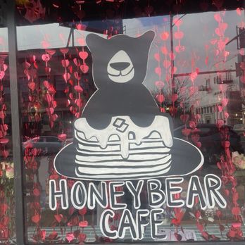 Honeybear Cafe - Window - Breakfast & Brunch Near Me - Chicago, Illinois