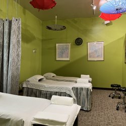 JJ’s Foot Spa - Couples Massage Room
