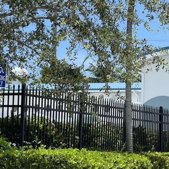 BF James Park - Playgrounds Near Me - Hallandale Beach, Florida