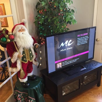 Amaryllis Assisted Living - Christmas tunes on the TV, decorations and one of the owners is singing to a resident in the background (not shown) - lovely - Assisted Living Facilities Near Me - Walnut Creek, California Amaryllis Assisted Living - Christmas tunes on the TV, decorations and one of the owners is singing to a resident in the background (not shown) - lovely - Assisted Living Facilities Near Me - Walnut Creek, California