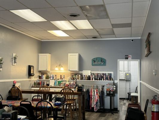 Ma & Pa's Kettle Restaurant by null