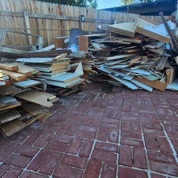 Valley Junk Disposal - Junk Removal & Hauling Near Me - Mesa, Arizona Valley Junk Disposal - Junk Removal & Hauling Near Me - Mesa, Arizona