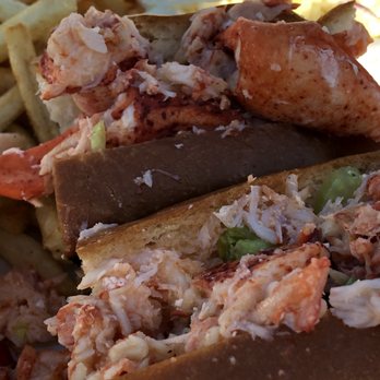 Sam's Chowder House - Lobster roll - Seafood Near Me - Half Moon Bay, California Sam's Chowder House - Lobster roll - Seafood Near Me - Half Moon Bay, California