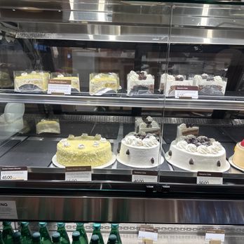 Basquia Bakery - Cakes - Bakeries Near Me - Daly City, California