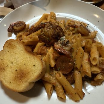 Cheddar's Scratch Kitchen - New Orleans Pasta - Comfort Food Near Me - Tucson, Arizona