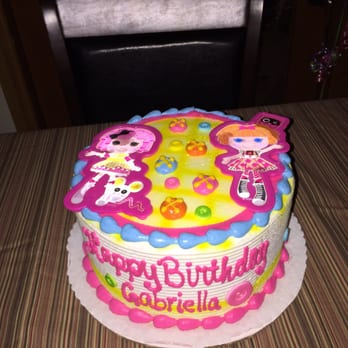 Cake Box - This cake is double layered with chocolate frosting in the middle. My daughter loved it. - Bakeries Near Me - New Hope, Minnesota