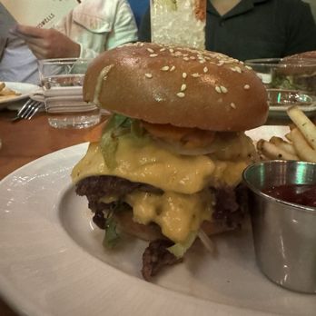 Causwells - Americana Burger - New American Near Me - San Francisco, California Causwells - Americana Burger - New American Near Me - San Francisco, California