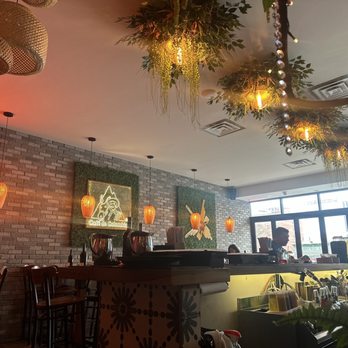 Inca Paisa - Inside - Peruvian Near Me - Astoria, New York Inca Paisa - Inside - Peruvian Near Me - Astoria, New York