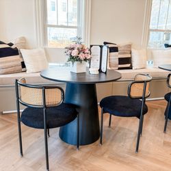 Maven Hair Company - Relax while you wait or process in our cafe are