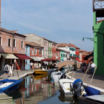 Isola di Burano - Landmarks & Historical Buildings Near Me - Venezia, VE Isola di Burano - Landmarks & Historical Buildings Near Me - Venezia, VE