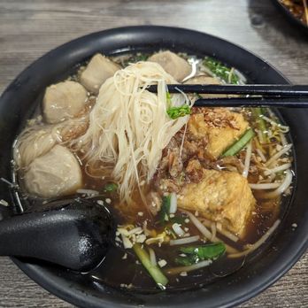 Borneo Eatery - Bakso Gerobak - Indonesian Near Me - Alhambra, California Borneo Eatery - Bakso Gerobak - Indonesian Near Me - Alhambra, California