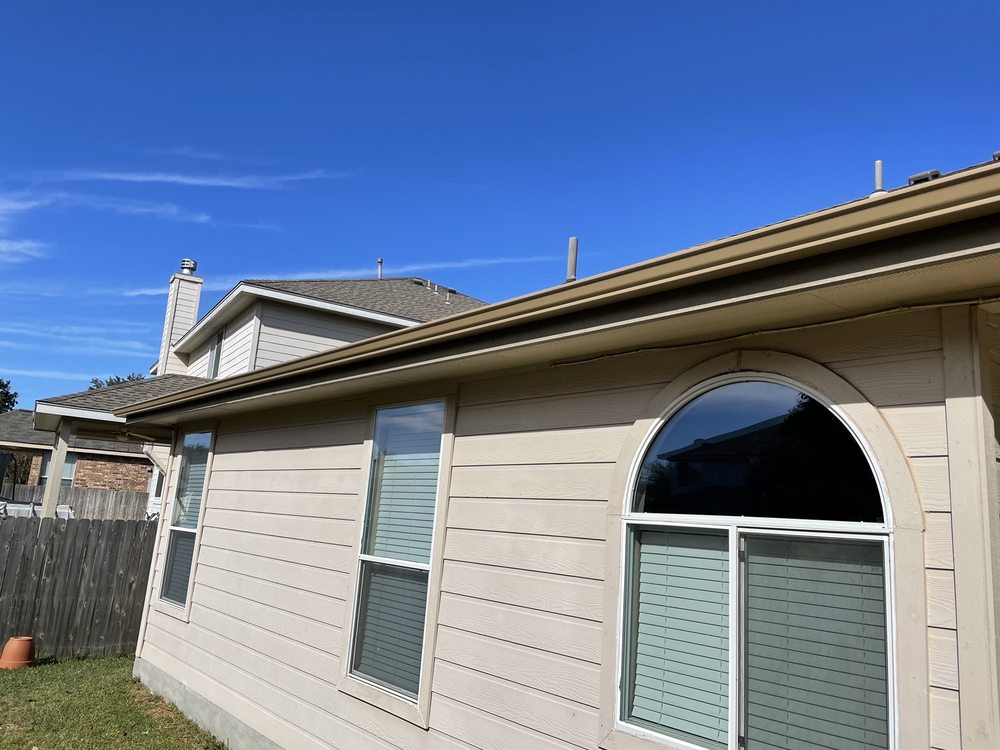 Slide of Prime Seamless Gutters & Roofing