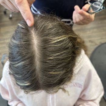 Vuitton Salon - Vuitton Salon, Before - Hair Salons Near Me - Glenview, Illinois