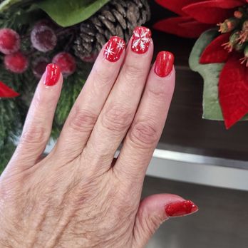 Bellaggio Nail and Spa - For my Christmas nails done by Jenny - Nail Salons Near Me - Indio, California
