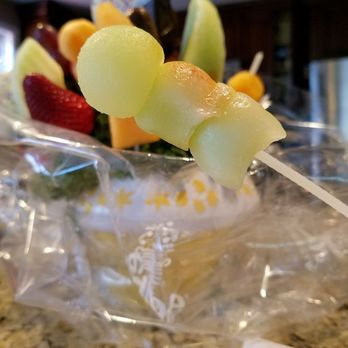 Edible Arrangements - a fruit skewer in a plastic container - Gift Shops Near Me - Rockville, Maryland