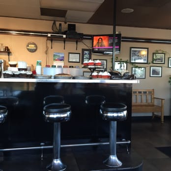 Browns Point Diner - Cupcakes out in the open, just like their 90's music with no shame! - New American Near Me - Tacoma, Washington Browns Point Diner - Cupcakes out in the open, just like their 90's music with no shame! - New American Near Me - Tacoma, Washington