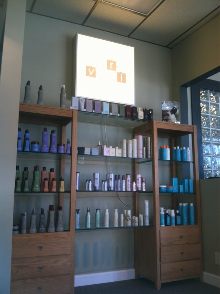 Christopher + Leigh Salon Logo