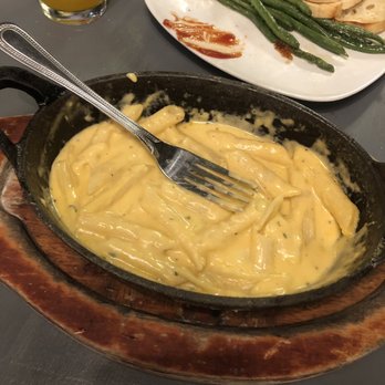 Emberz - Lobster Mac and cheese - Wine Bars Near Me - Sonora, California