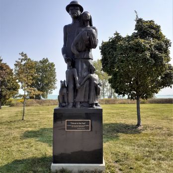 Steelworkers Park - Tribute to the Past by Ramon Villarreal - Parks Near Me - Chicago, Illinois Steelworkers Park - Tribute to the Past by Ramon Villarreal - Parks Near Me - Chicago, Illinois