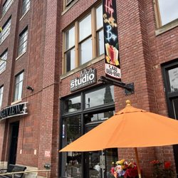 Hip Hop Smoothie Bar