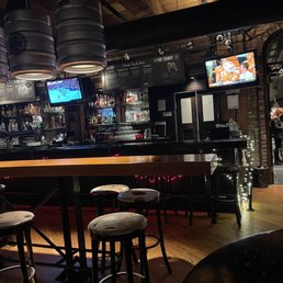 YALETOWN BREWING COMPANY - Updated July 2026 - 445 Photos & 510 Reviews ...