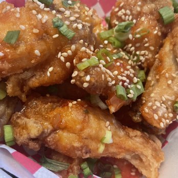 Snowbite - Sriracha wings - Vietnamese Near Me - Pharr, Texas Snowbite - Sriracha wings - Vietnamese Near Me - Pharr, Texas