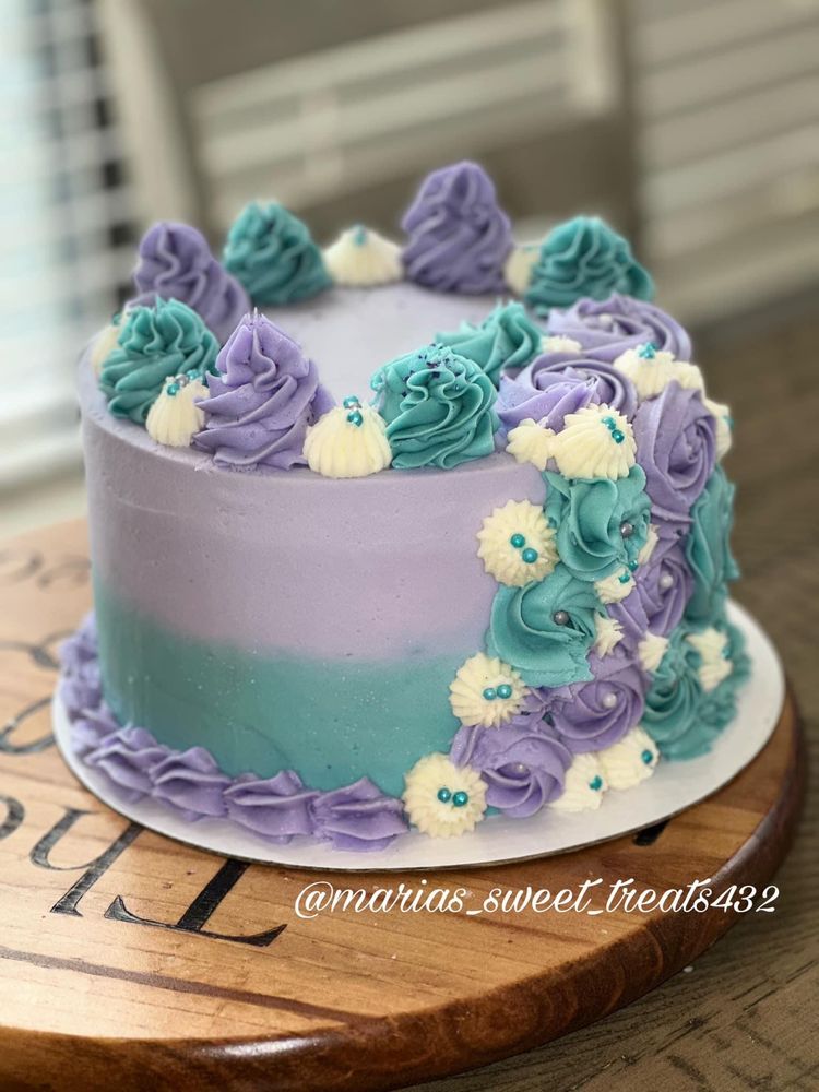Maria’s Sweet Treats Logo