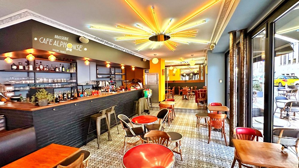 CAFE ALPHONSE 3 Rue Alphonse Daudet, Toulon, France Cafes