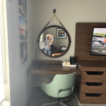 Hampton Inn Bryant - Desk area - Hotels Near Me - Bryant, Arkansas