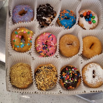 Mini Donut Factory - Freshly made right in front of you. - Donuts Near Me - Wheeling, Illinois Mini Donut Factory - Freshly made right in front of you. - Donuts Near Me - Wheeling, Illinois