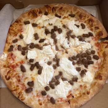 EATaliano - Lasagna Pizza - Pizza Near Me - Ashburn, Virginia