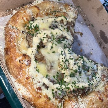 Mellow Mushroom Charlottesville - Holy Shiitake Pie - Pizza Near Me - Charlottesville, Virginia Mellow Mushroom Charlottesville - Holy Shiitake Pie - Pizza Near Me - Charlottesville, Virginia