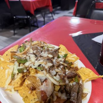 Laura's Cocina - Fajitas Nachos - Mexican Near Me - Nashville, Tennessee