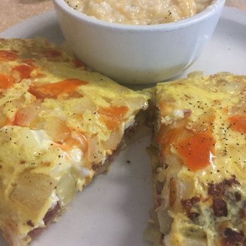 Long Island Cafe - Hash omelette and cheese grits - Breakfast & Brunch Near Me - Sunrise, Florida Long Island Cafe - Hash omelette and cheese grits - Breakfast & Brunch Near Me - Sunrise, Florida
