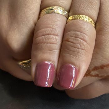 Happy Beauty Nails - Uneven thumb nails - Nail Salons Near Me - Fullerton, California Happy Beauty Nails - Uneven thumb nails - Nail Salons Near Me - Fullerton, California