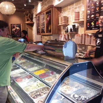 Amorino - Ice Cream & Frozen Yogurt Near Me - Paris, 75 Amorino - Ice Cream & Frozen Yogurt Near Me - Paris, 75