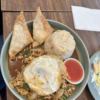 Thai House Restaurant - Thai Near Me - Redlands, California